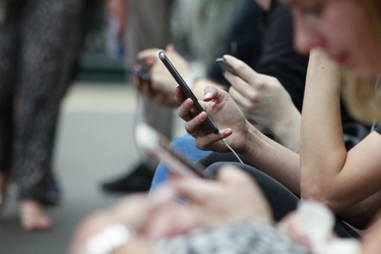 What Makes a Great Wireless Network Provider Key Factors Explained